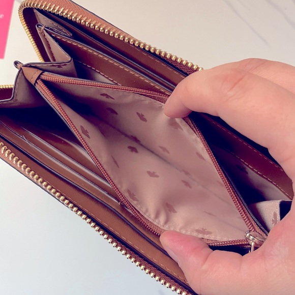 Kate Spade ♠️ Large Continental Wallet - Picture 5 of 6